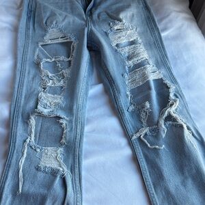 Hollister Light Blue Ultra High-Rise Mom Jeans